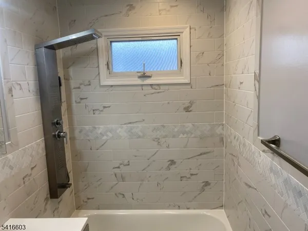 $2,500 | 409 Gable Lane, Linden, NJ 07036