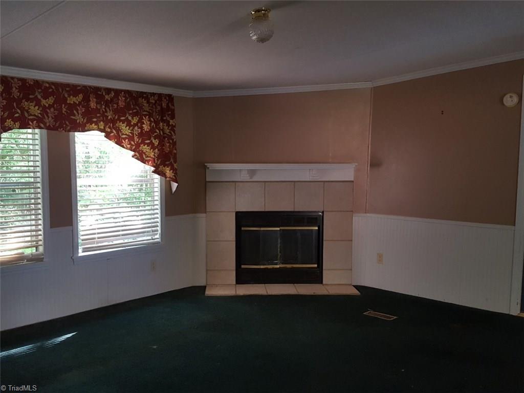 385 Jess Cross Road Lexington, NC 27292 - Photo 2 of 22 Gallery Image 2