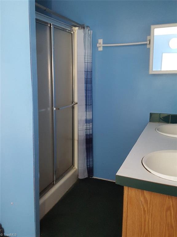 385 Jess Cross Road Lexington, NC 27292 - Photo 11 of 22 Gallery Image 11