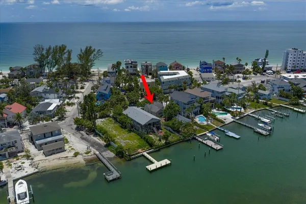$1,380,000 | 8405 Bayshore Drive, Treasure Island, FL 33706