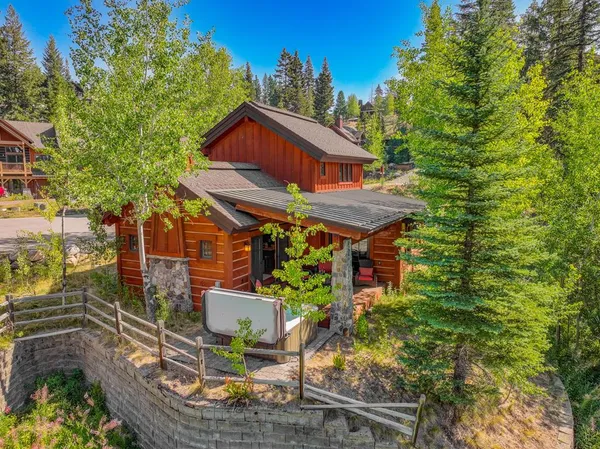$1,295,000 | 95 Golden Bar Court, Donnelly, ID 83615