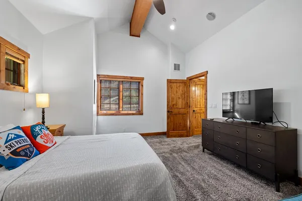 $1,295,000 | 95 Golden Bar Court, Donnelly, ID 83615