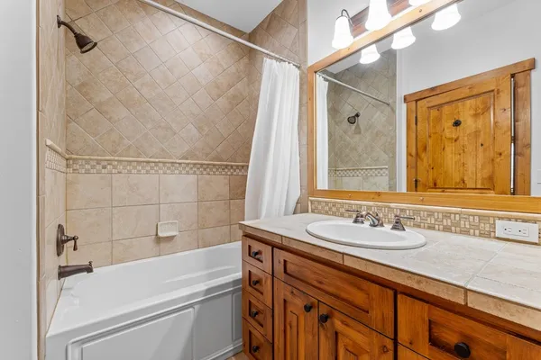 $1,295,000 | 95 Golden Bar Court, Donnelly, ID 83615