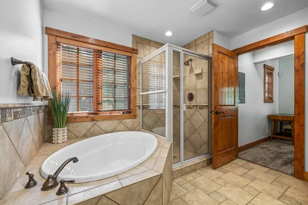 $1,295,000 | 95 Golden Bar Court, Donnelly, ID 83615