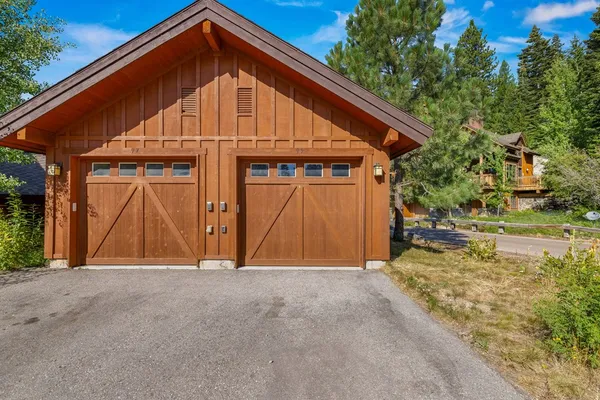 $1,295,000 | 95 Golden Bar Court, Donnelly, ID 83615