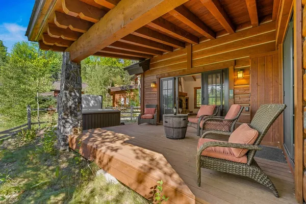$1,295,000 | 95 Golden Bar Court, Donnelly, ID 83615