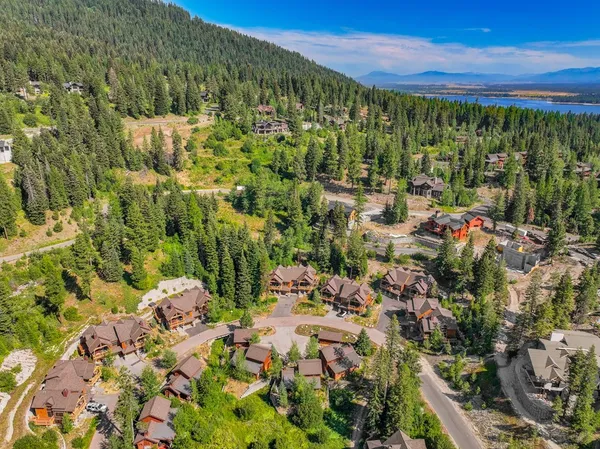 $1,295,000 | 95 Golden Bar Court, Donnelly, ID 83615