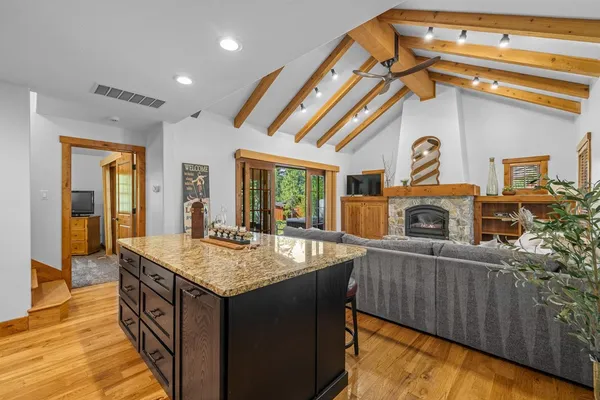 $1,295,000 | 95 Golden Bar Court, Donnelly, ID 83615