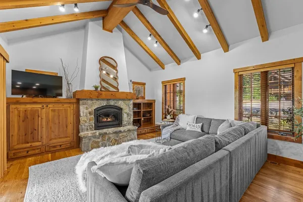 $1,295,000 | 95 Golden Bar Court, Donnelly, ID 83615
