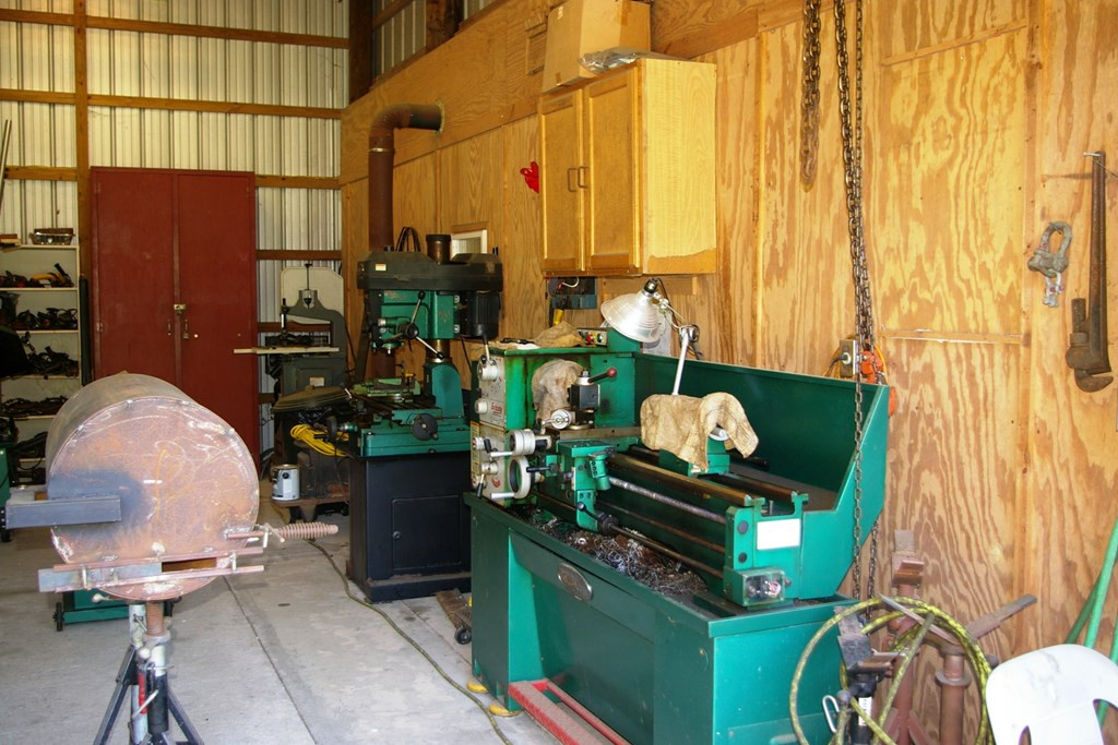 9126 Magnolia Progress Road Magnolia, MS 39652 - Photo 27 of 38 Workshop