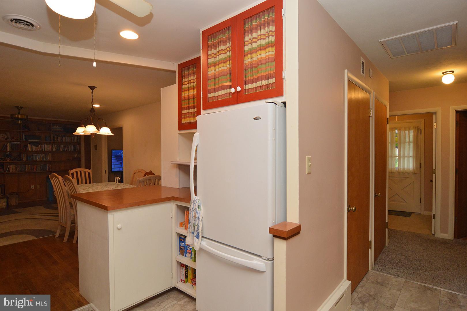 331 Scenic Drive Reading, PA 19607 - Photo 16 of 35