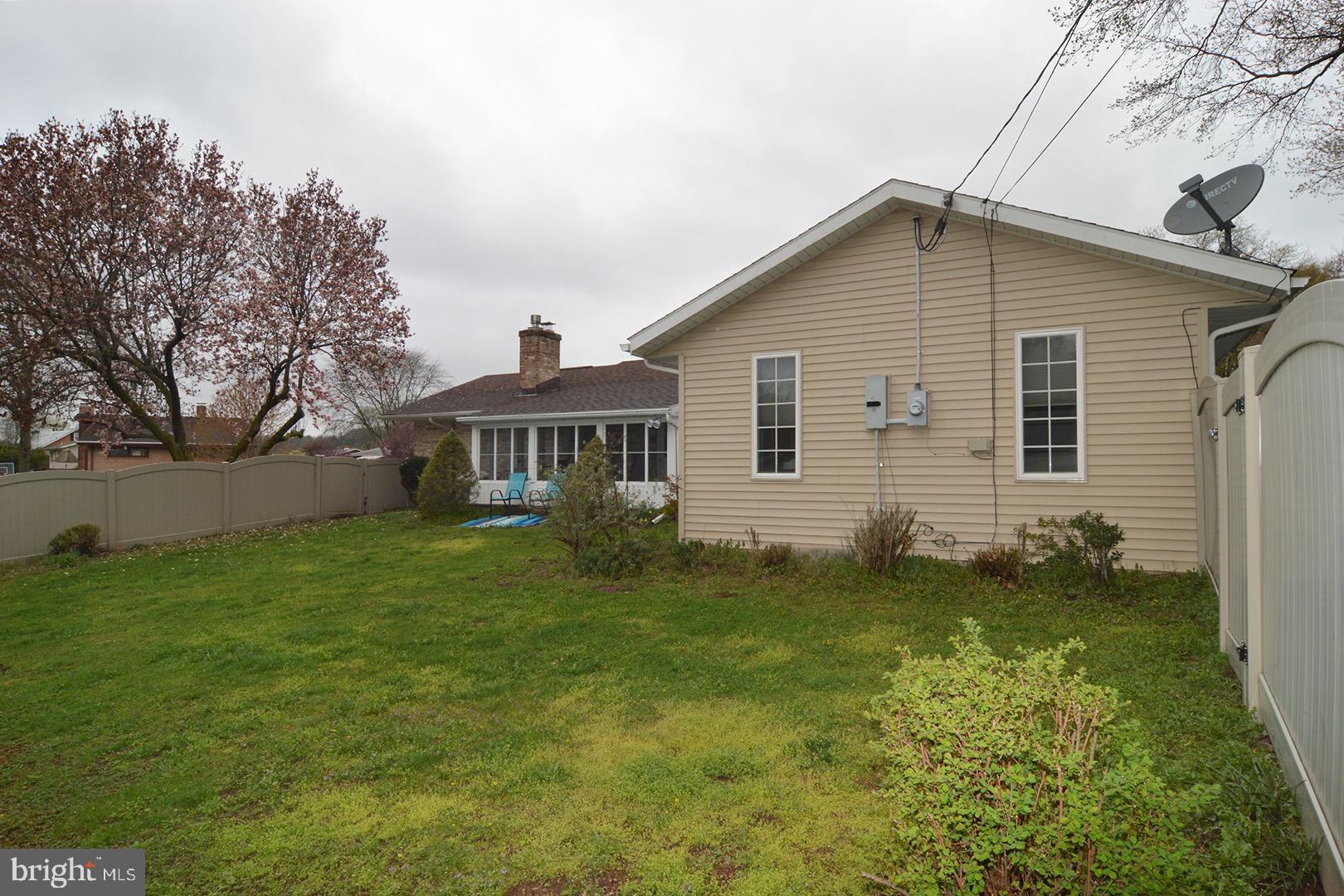 331 Scenic Drive Reading, PA 19607 - Photo 33 of 35