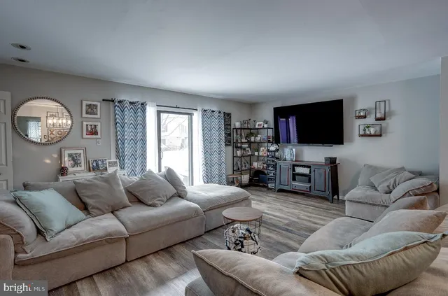 $349,000 | 3 Crofton Commons, Cherry Hill, NJ 08034