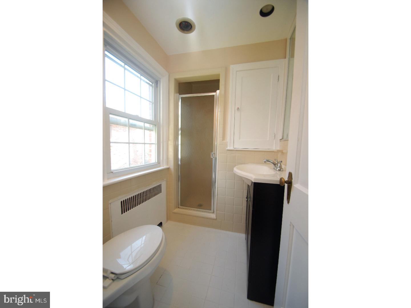 430 Longfellow Road Wyncote, PA 19095 - Photo 11 of 20 Master Bathroom