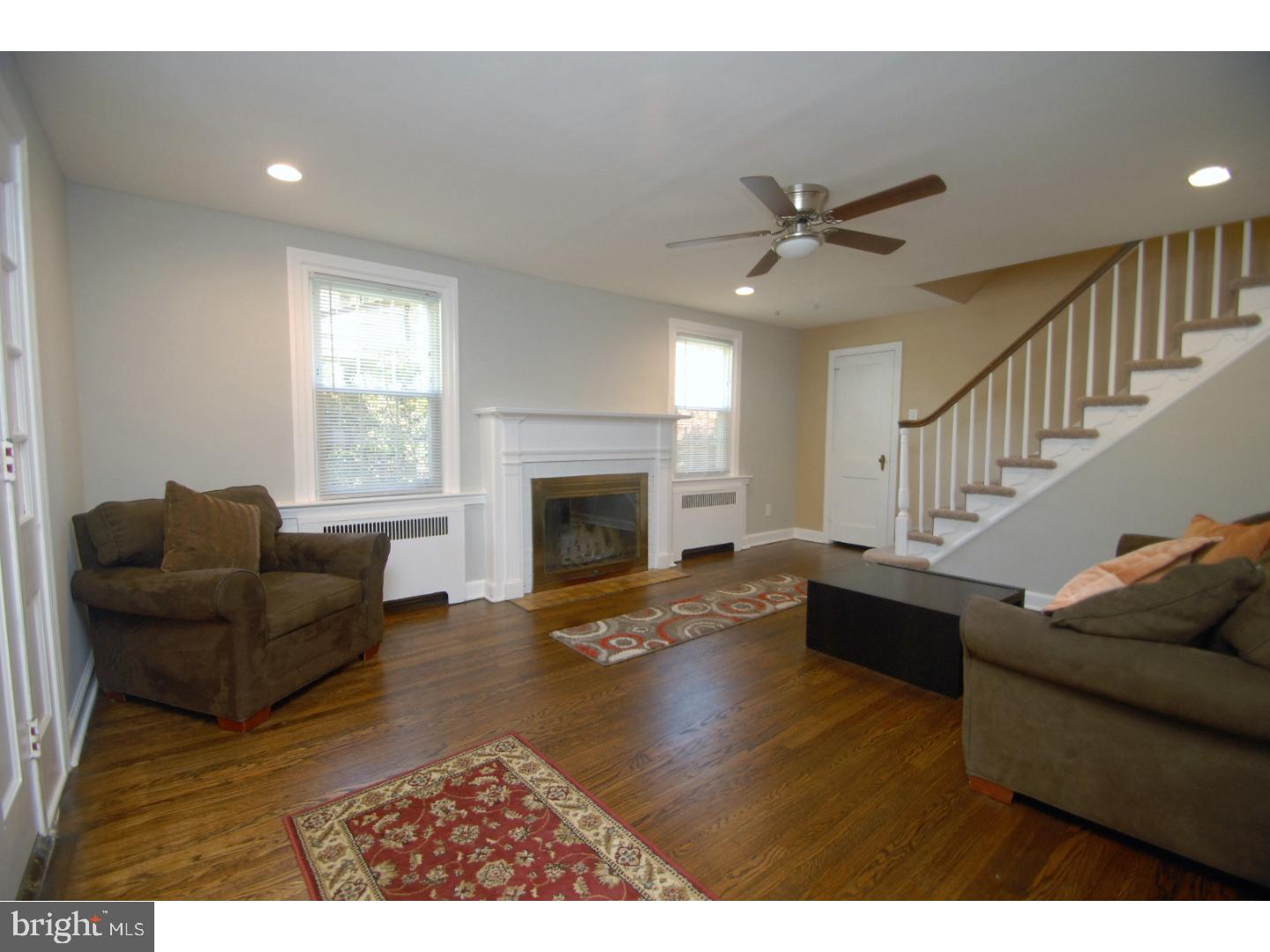 430 Longfellow Road Wyncote, PA 19095 - Photo 8 of 20 Living Room