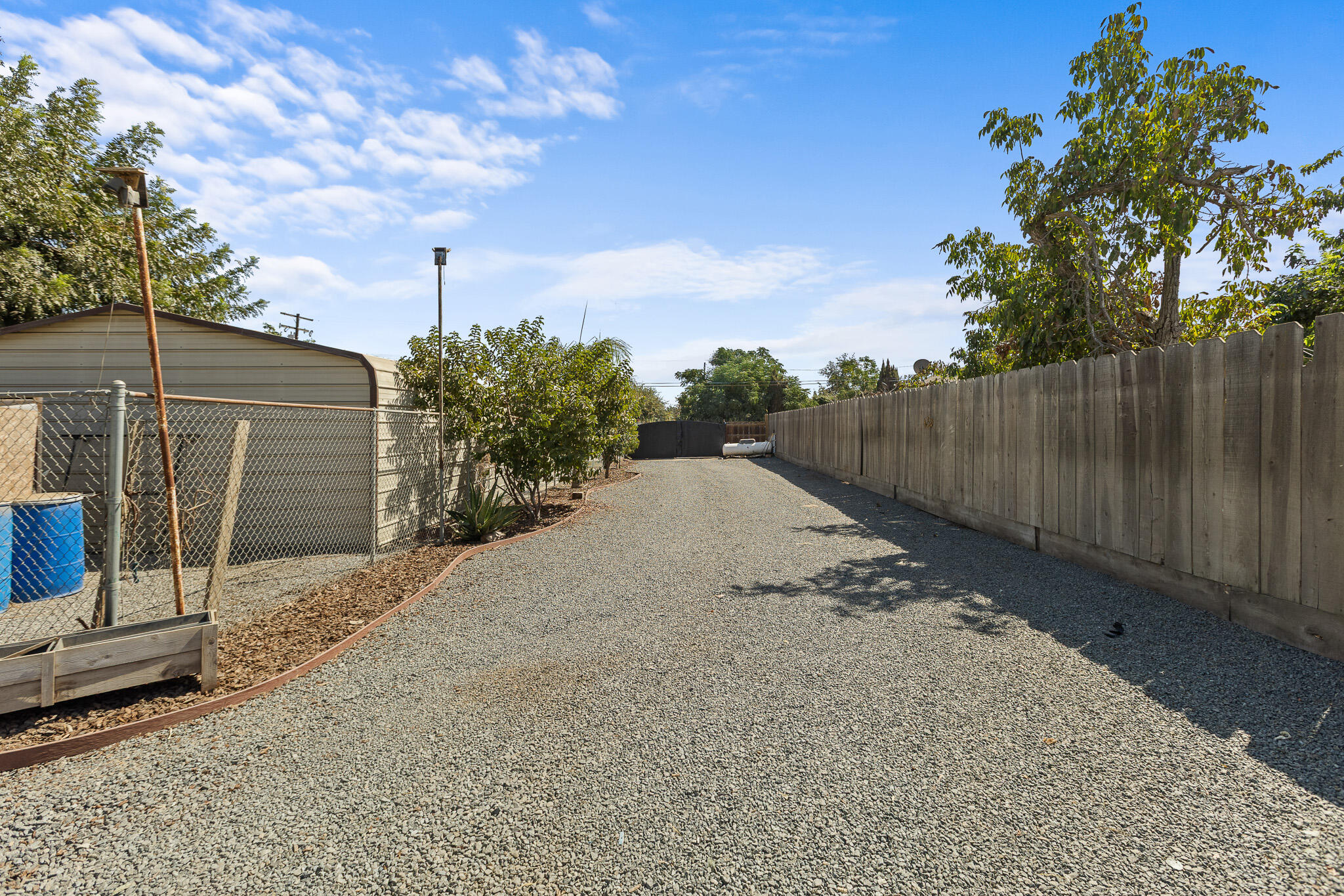 25769 Hypericum Road Visalia, CA 93292 - Photo 45 of 83 46 2nd Driveway