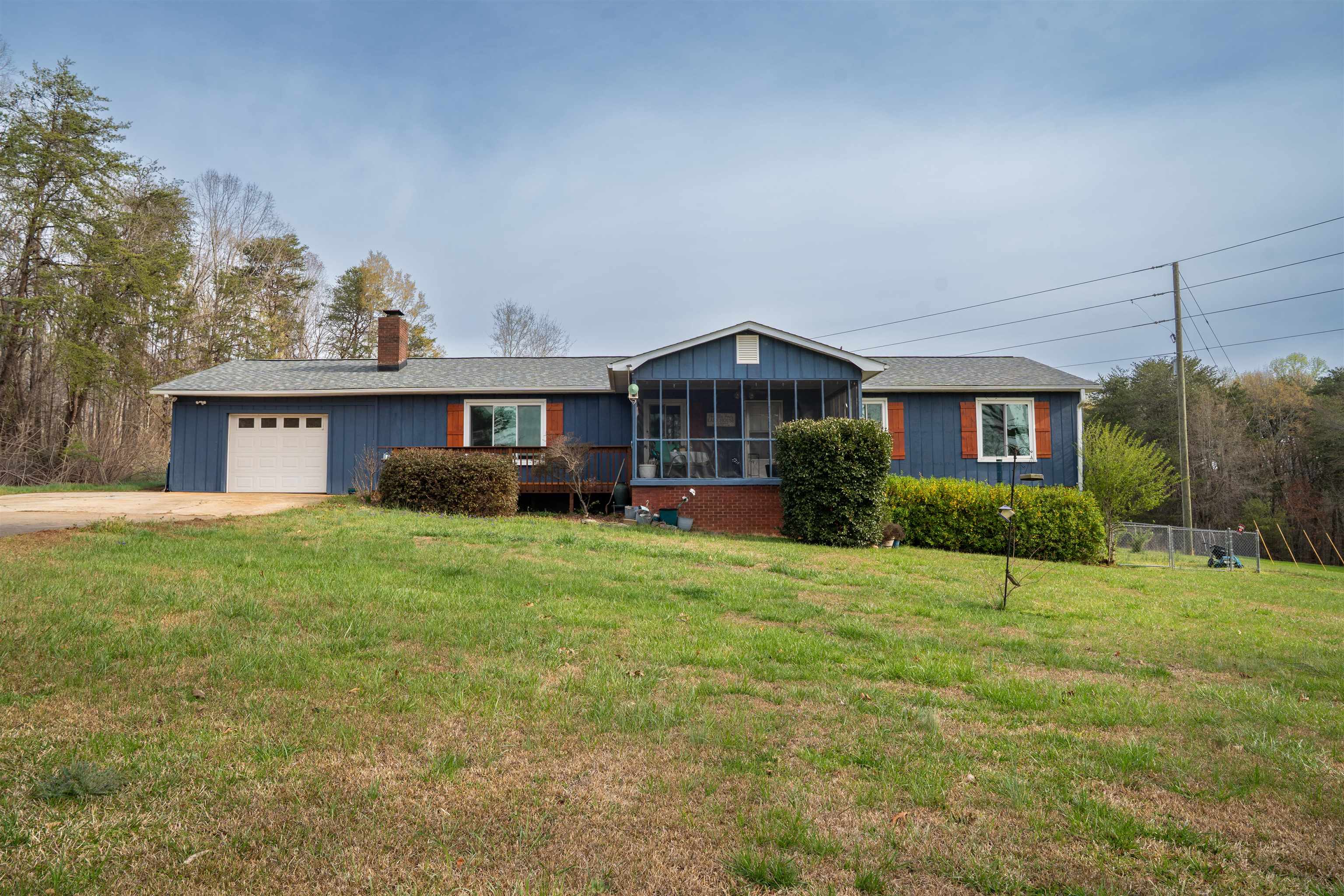 155 Coastline Drive Inman, SC 29349 - Photo 1 of 39