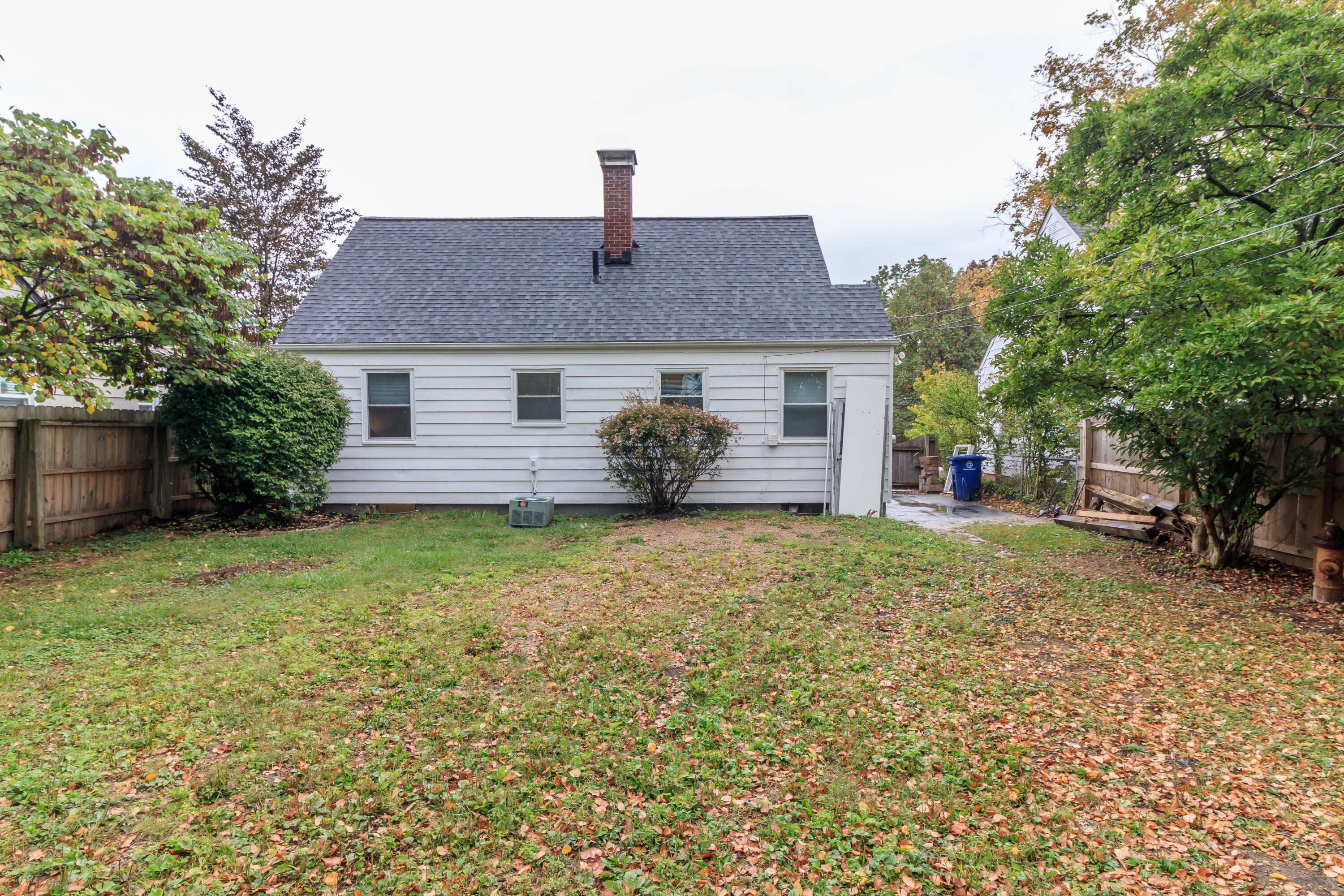 549 Chatham Road Columbus, OH 43214 - Photo 35 of 36 35