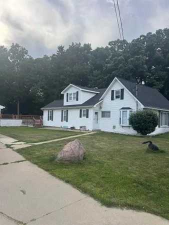 $324,600 | 3715 Highway 52, Owosso, MI 48867