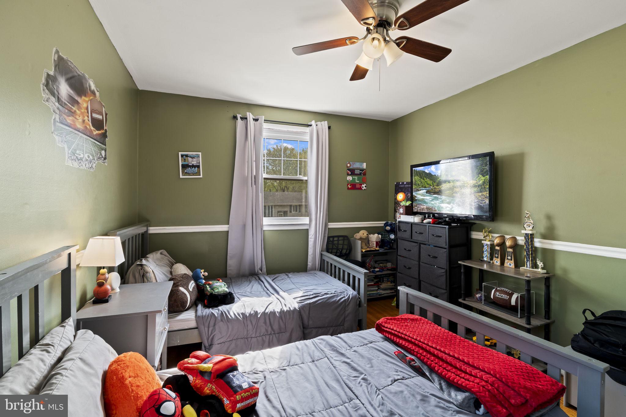 111 Hemmings Way Lawnside, NJ 08045 - Photo 13 of 33