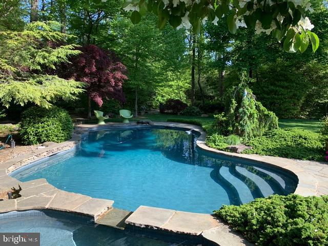 40 Poplar Point Road Edgewater, MD 21037 - Photo 5 of 57 Surrounded by color & trees, peaceful and secluded