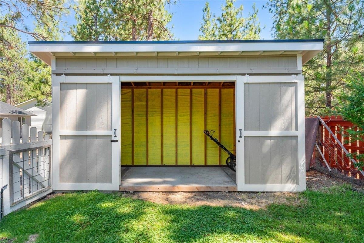 5322 Muskrat Road Weed, CA 96094 - Photo 17 of 28 Gallery Image 17