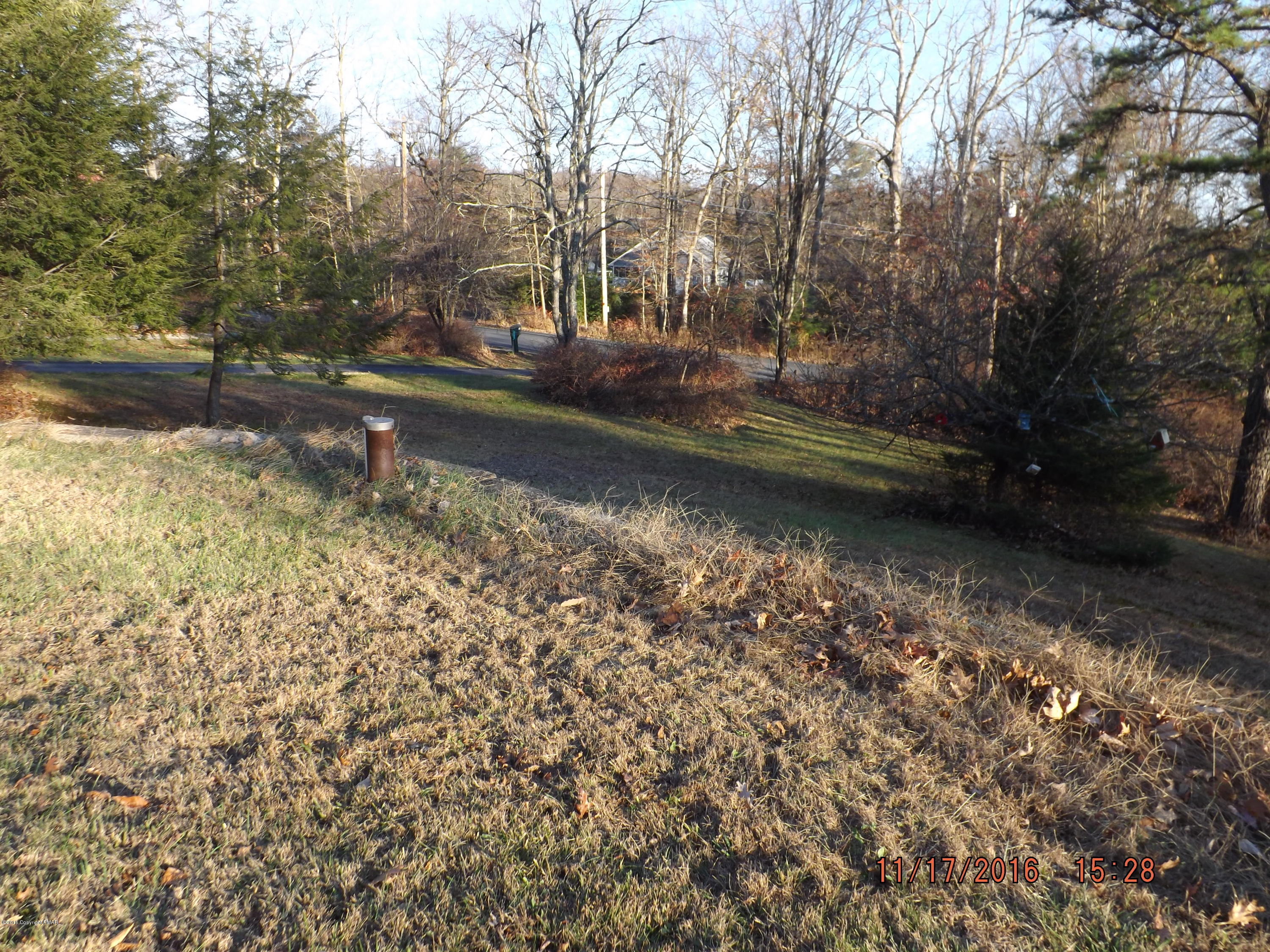 3259 Spruce Cabin Road Cresco, PA 18326 - Photo 5 of 14 DSCF7295
