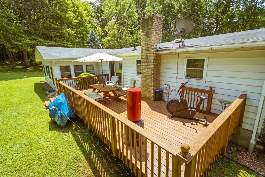 251 Swearingen Road Georgetown, PA 15043 - Photo 3 of 20