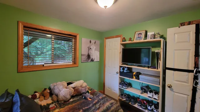 $525,000 | 183 Breezy Hill Road, Bradford, NH 03221