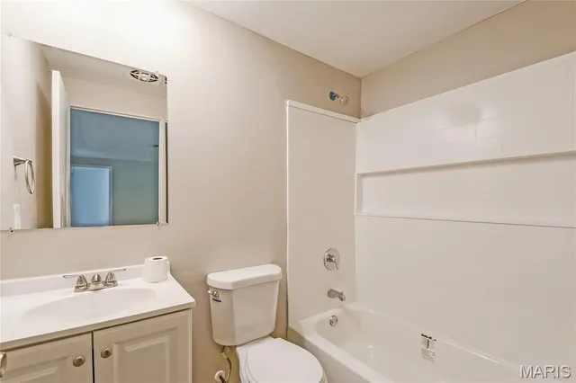 $1,850 | 2380 St Catherine Street, Florissant, MO 63033