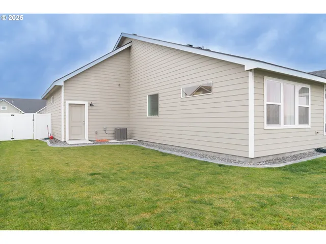 $450,000 | 309 Sage Street, Boardman, OR 97818