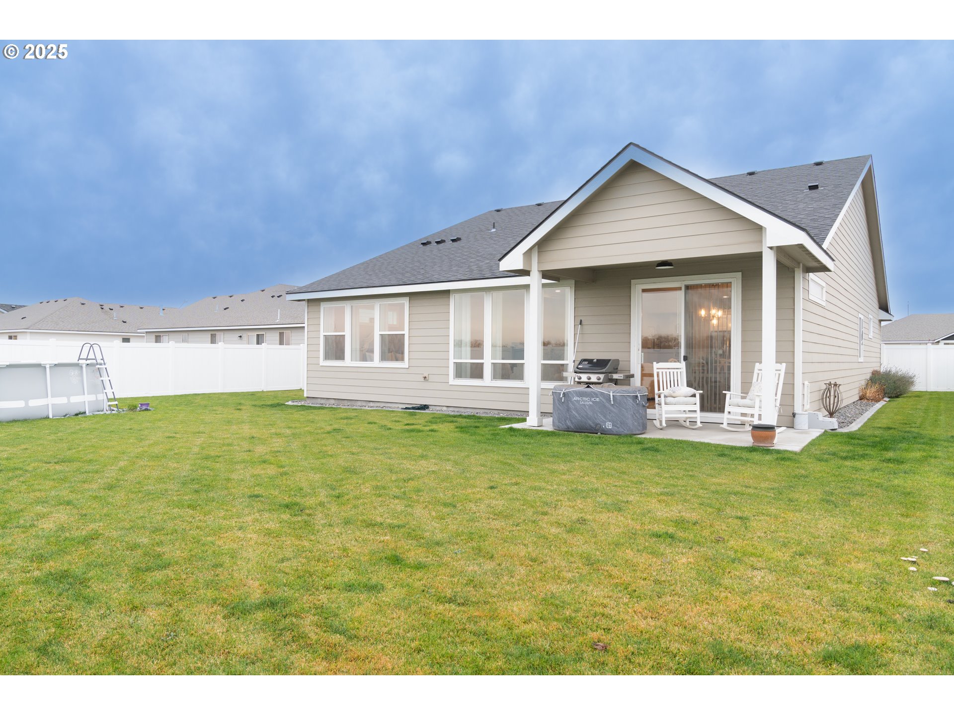 309 Sage Street Boardman, OR 97818 - Photo 4 of 24