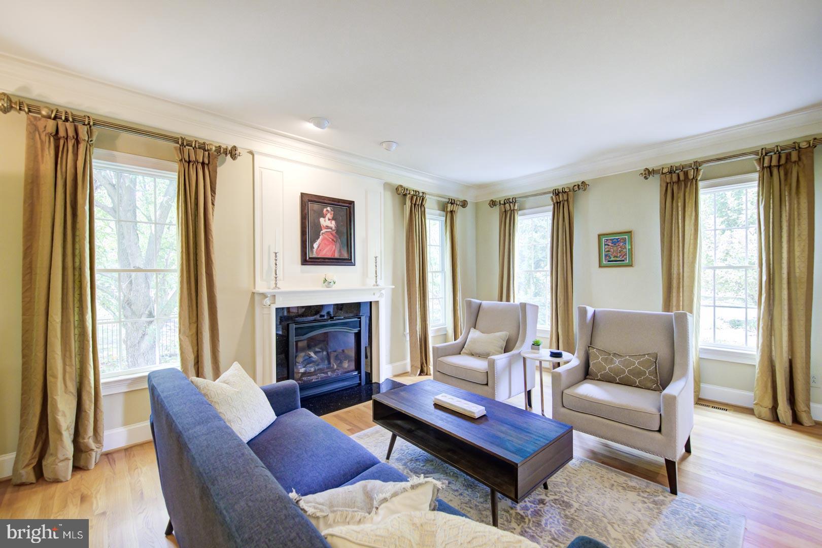 24 Fox Ridge Drive Malvern, PA 19355 - Photo 6 of 52 FORMAL LIVING ROOM
