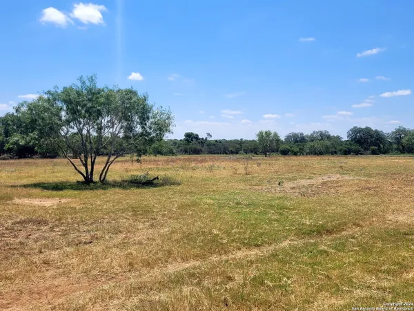 $195,000 | Lot 4-of Bar R Lane, Floresville, TX 78114