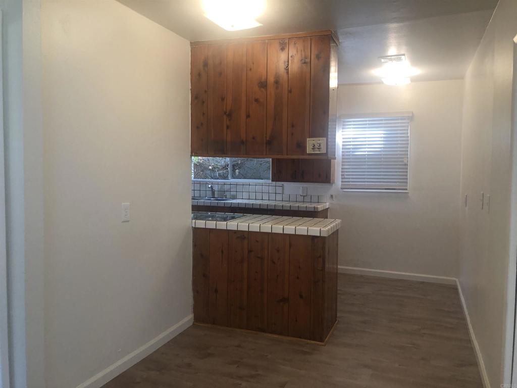 3535 Helix Street Spring Valley, CA 91977 - Photo 12 of 19 Dining Area
