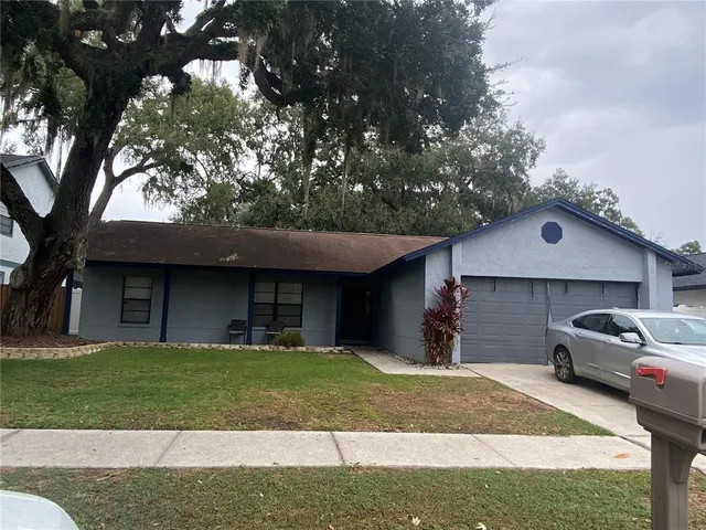 $300,000 | 1918 Bow Court, Valrico, FL 33594