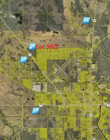 a view of a tennis court