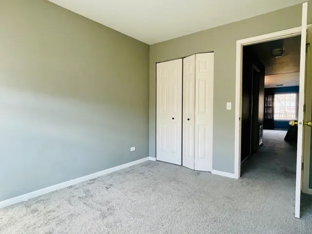 $1,750 | 1179 North Village Drive, Unit 3, Round Lake Beach, IL 60073