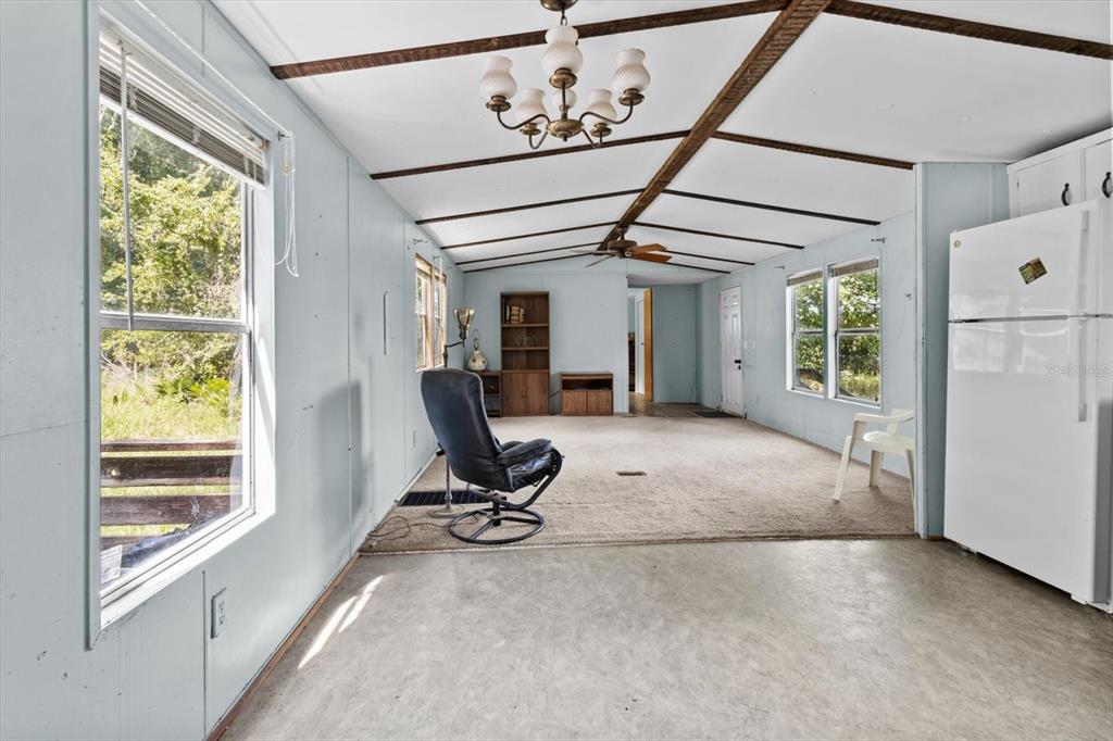 6177 County Road 625 Bushnell, FL 33513 - Photo 65 of 93 a view of a livingroom with furniture and windows