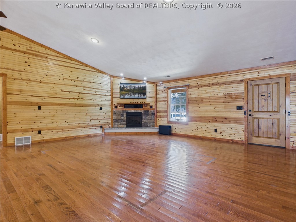 9903 Winfield Road Winfield, WV 25213 - Photo 10 of 48 Gallery Image 10