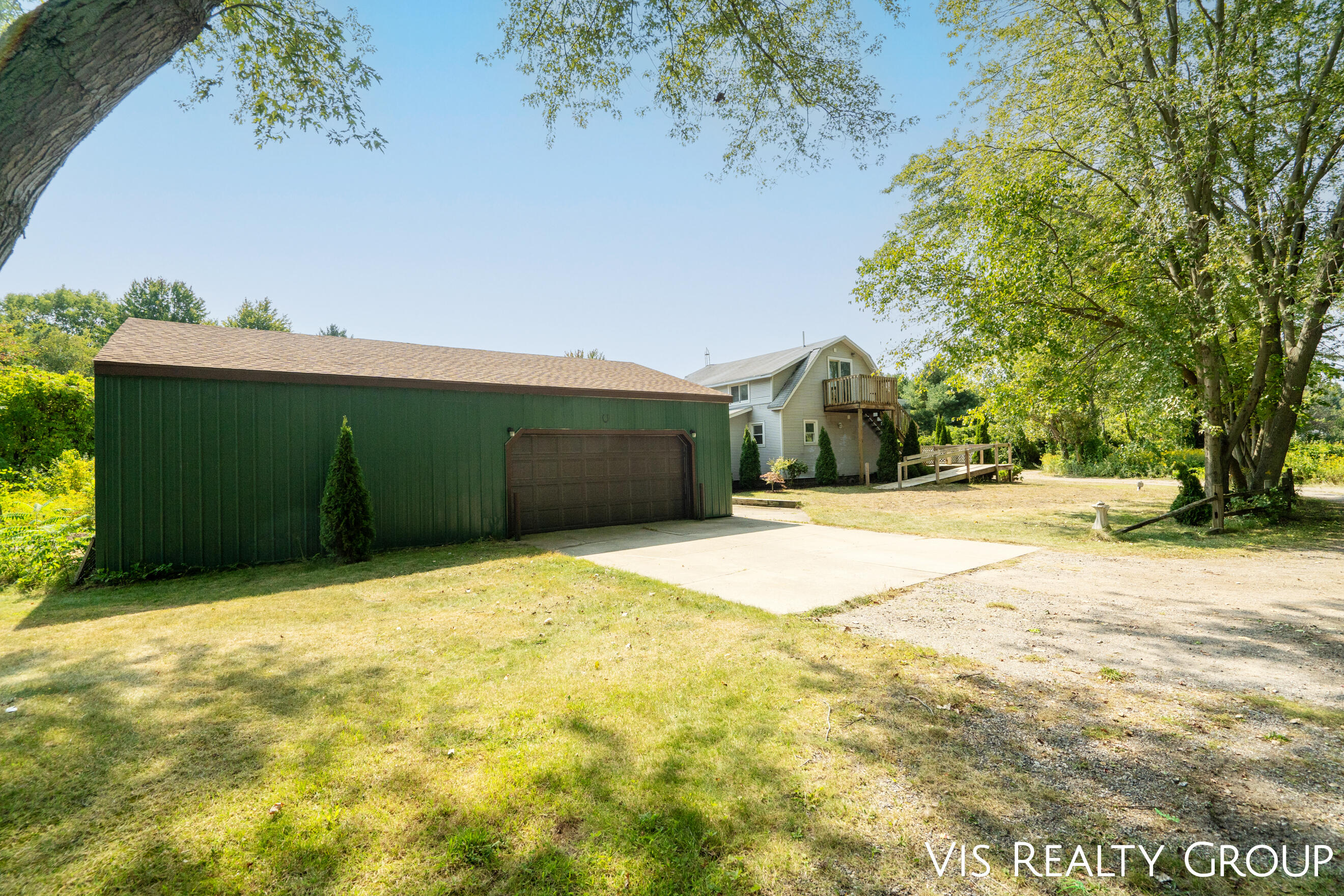 19044 174th Avenue Spring Lake, MI 49456 - Photo 2 of 34 DSC09726