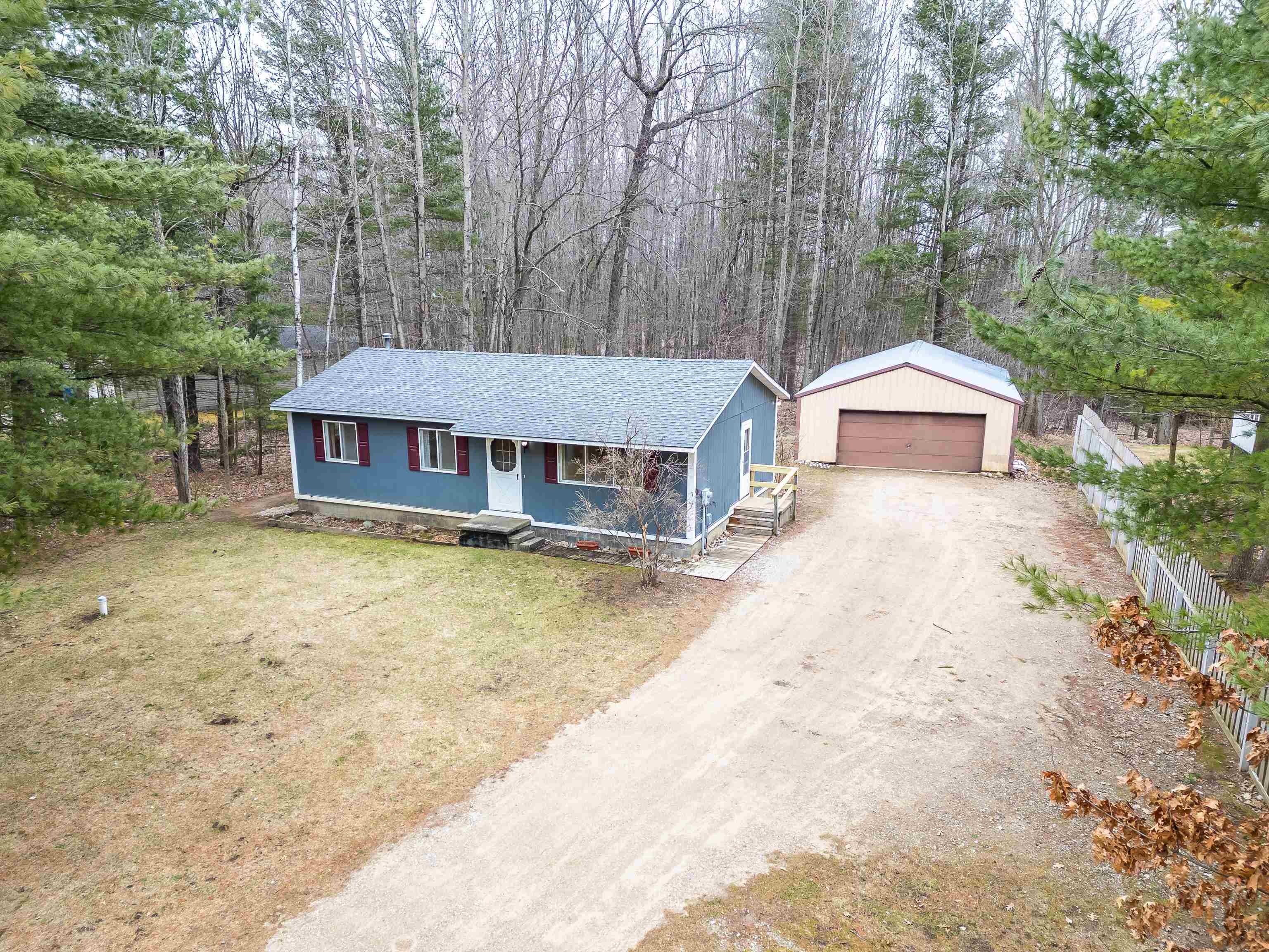 1096 Wiggins Lake Road Gladwin, MI 48624 - Photo 1 of 69 Gallery Image 1