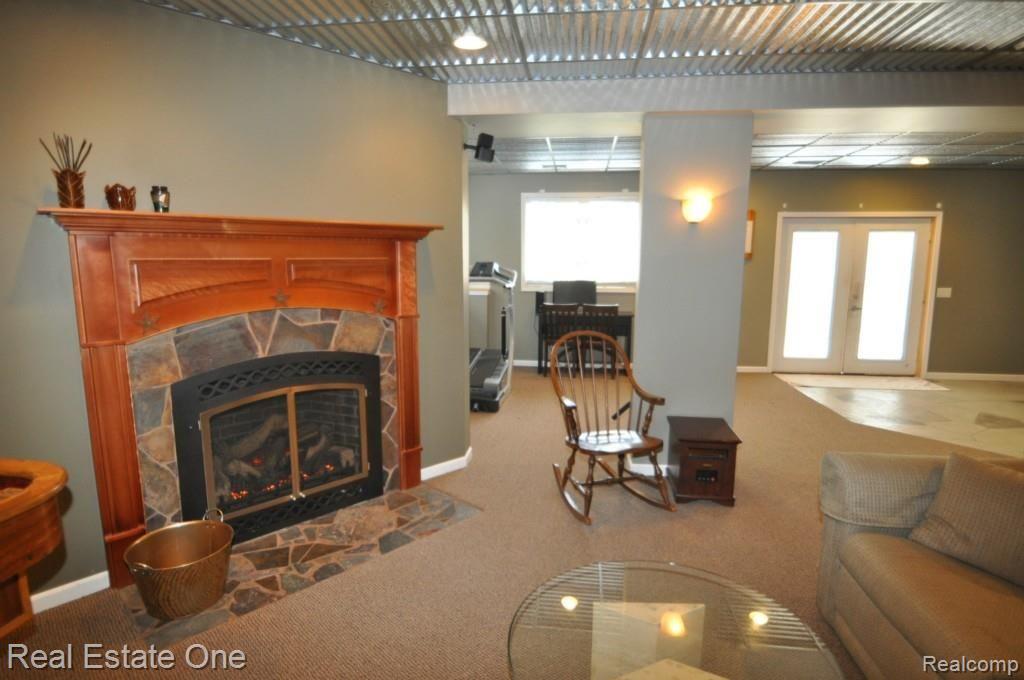 1651 North Livernois Road Rochester, MI 48306 - Photo 19 of 30 20.jpg