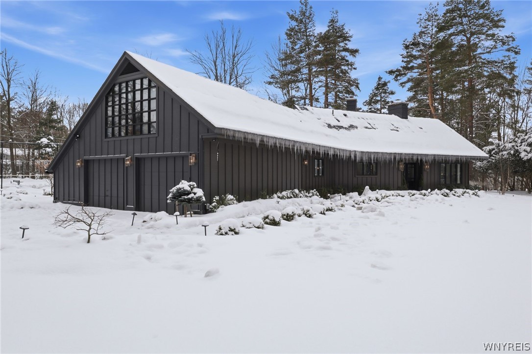 11 Chase Road Orchard Park, NY 14127 - Photo 3 of 44