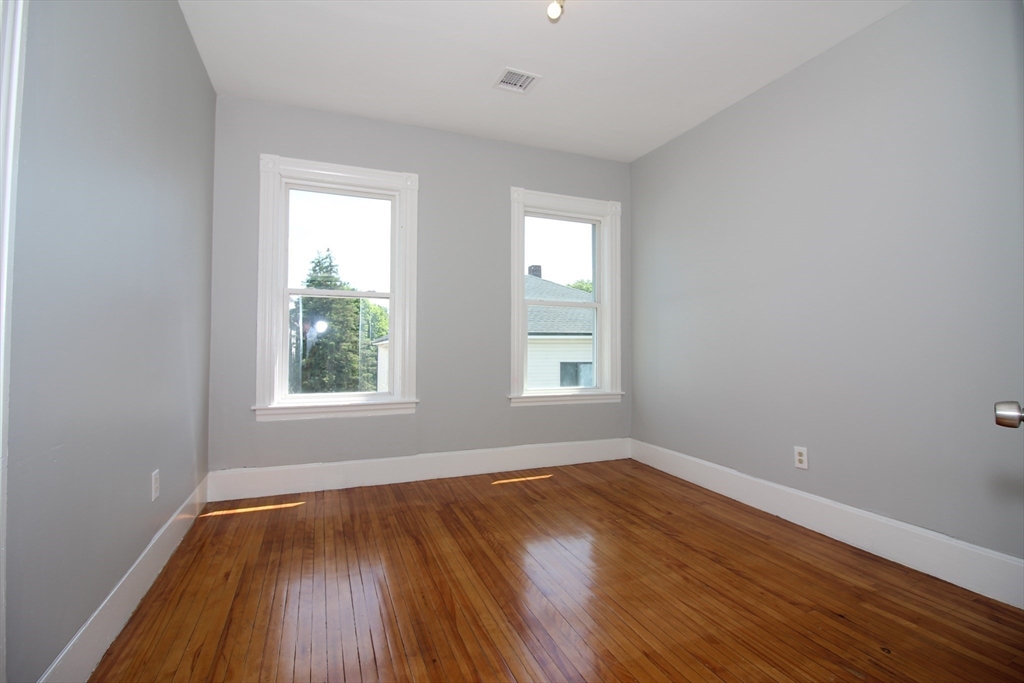 82 Fox Street, Unit 3 Worcester, MA 01604 - Photo 12 of 18