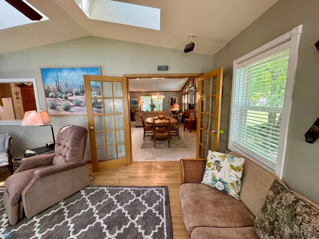 $425,000 | 14196 East Fox Lake Road, Detroit Lakes, MN 56501