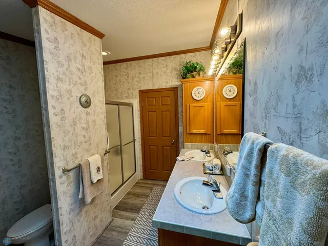 $425,000 | 14196 East Fox Lake Road, Detroit Lakes, MN 56501