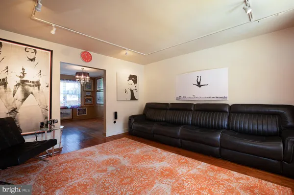$230,000 | 2913 West 3rd Street, Wilmington, DE 19805