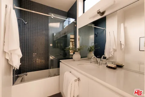 $1,449,000 | 616 Belmont Avenue, Los Angeles, CA 90026