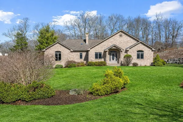 $899,000 | 9 Gerry Drive, Seekonk, MA 02771